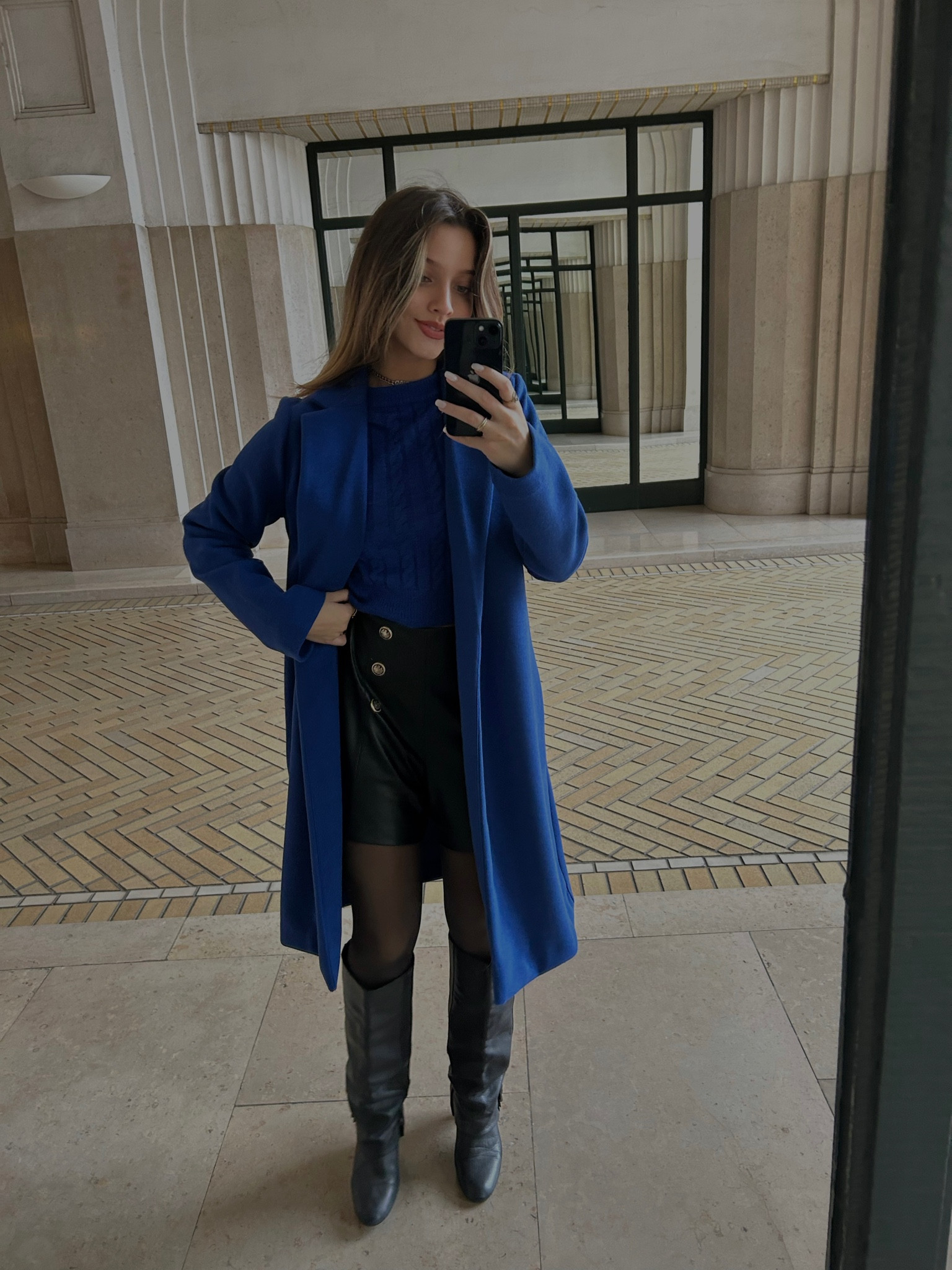 Blue ootd , blazer, leather , navy, Parisian style  
#blazer#winterootd#springootd#paris#summerootd#spring#sun#mermaid#love#classy#chic#casual

#LTKfamily #LTKbaby #LTKSeasonal