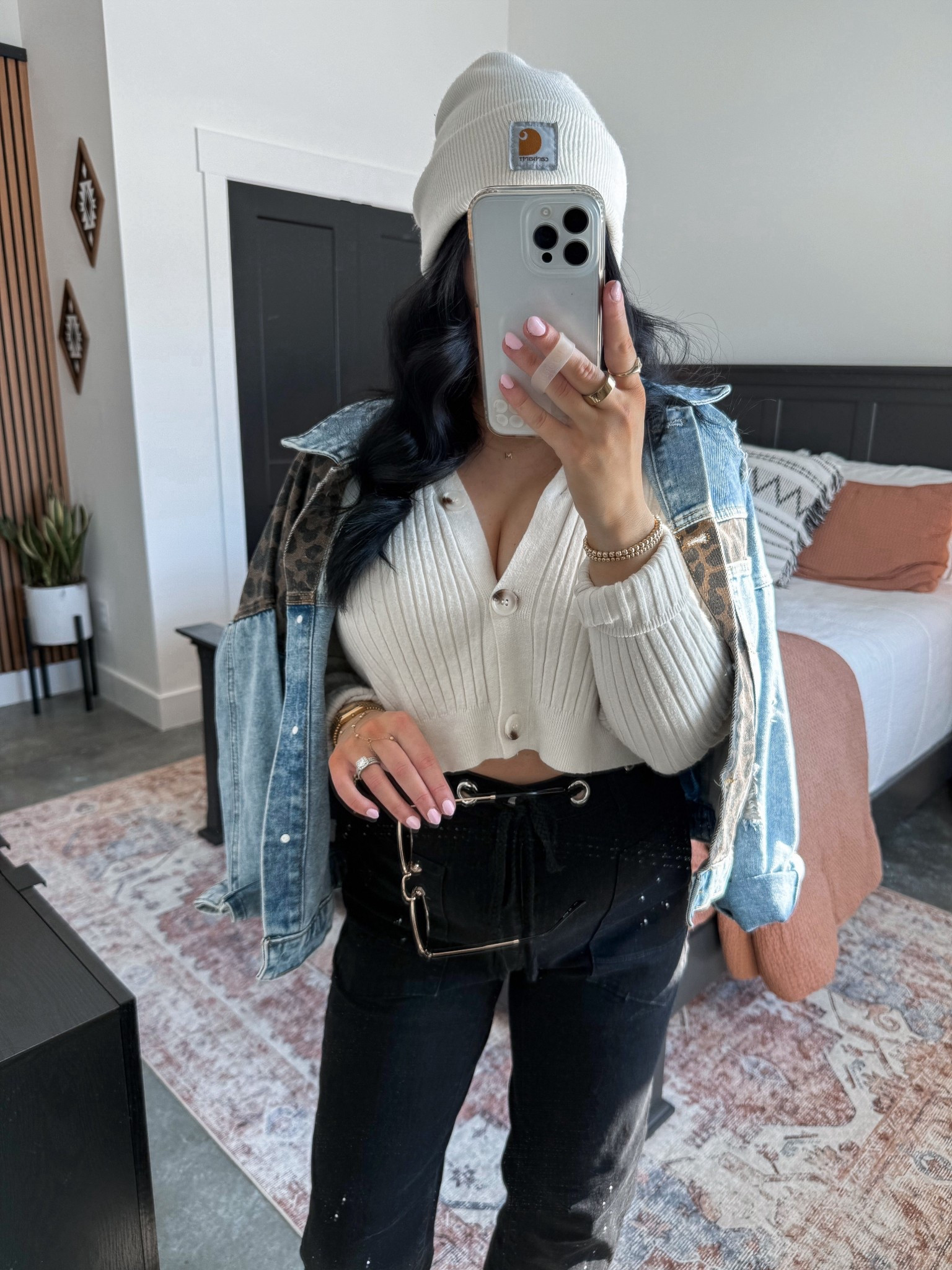 Comfy Cute Bump Friendly OOTD 🖤🐆

Cardigan - medium (apricot white)
Denim Jacket - sized up to a large (I wanted an oversized fit)
Jeans - 2 (they have great stretch)




#LTKBump #LTKootd