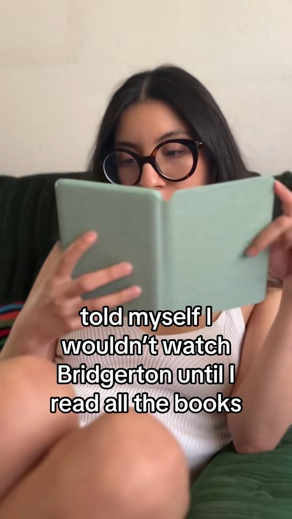 Have you guys read them? What do I have to look forward to? ⛲️

#bridgerton #reading #books #kindle #thedukeandi #bookrecomendations

#LTKHome