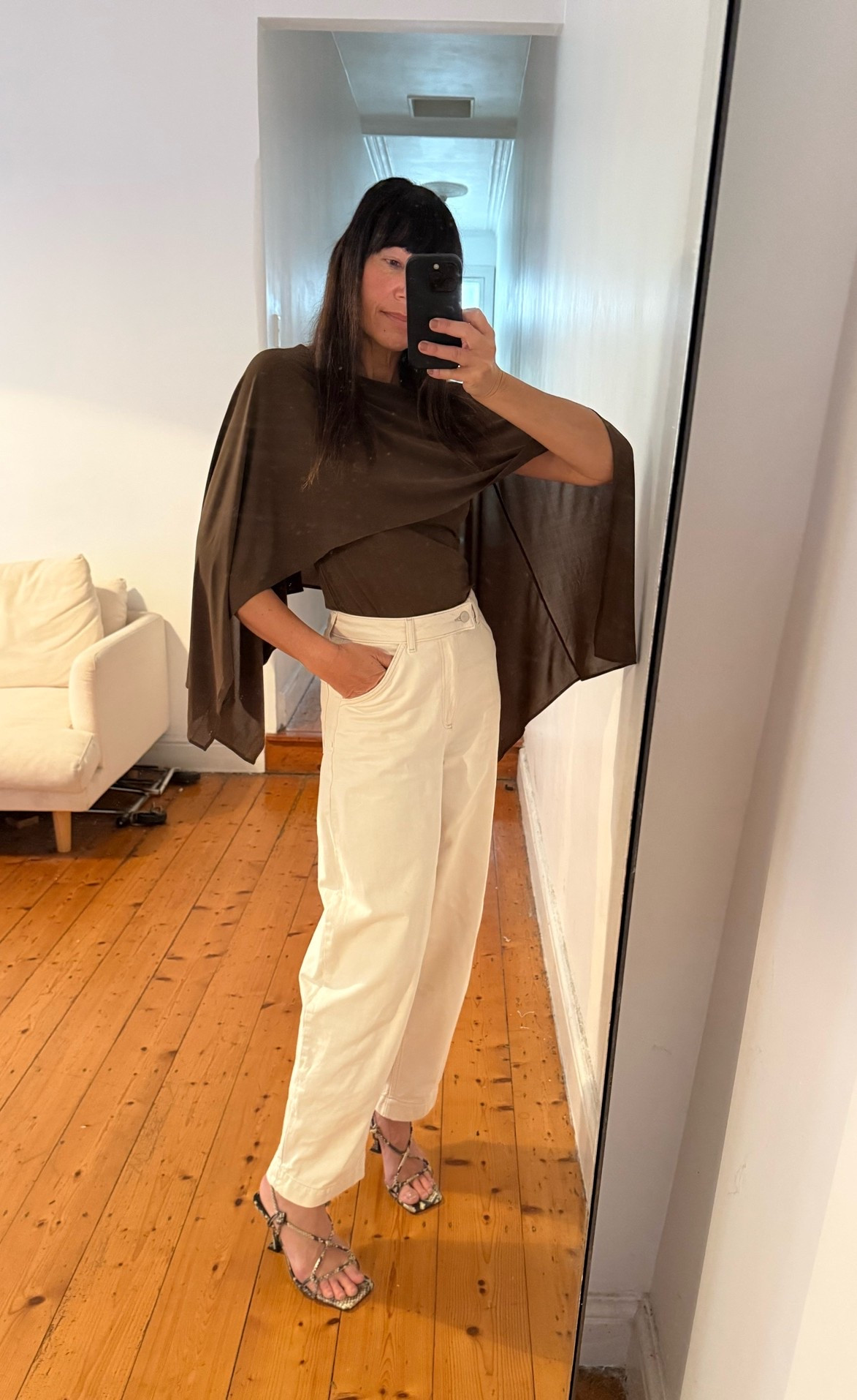 Trying the cape top or poncho top. Working with that jeans and a nice top formula. Barrel legs jeans and a python snakeskin heel. This top is actually sheer so I was a bit worried at first that I couldn’t wear to work as I like versatile tops that double for both party and work but as it’s got three layers it’s not sheer when you put it on.

#LTKaustralia #LTKstyletip #LTKdatenight