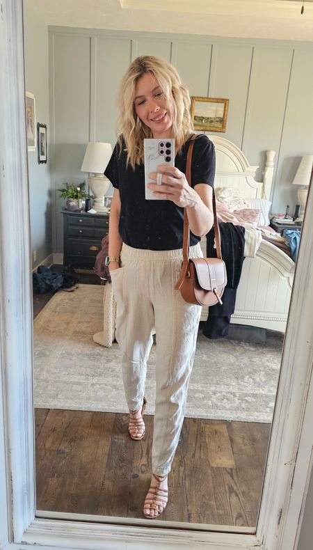 Chic spring/summer look with a tee and linen pants

#LTKSeasonal #LTKover40 #LTKstyletip