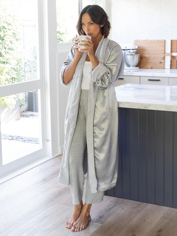 Luxe™ Satin Robe | Little Giraffe