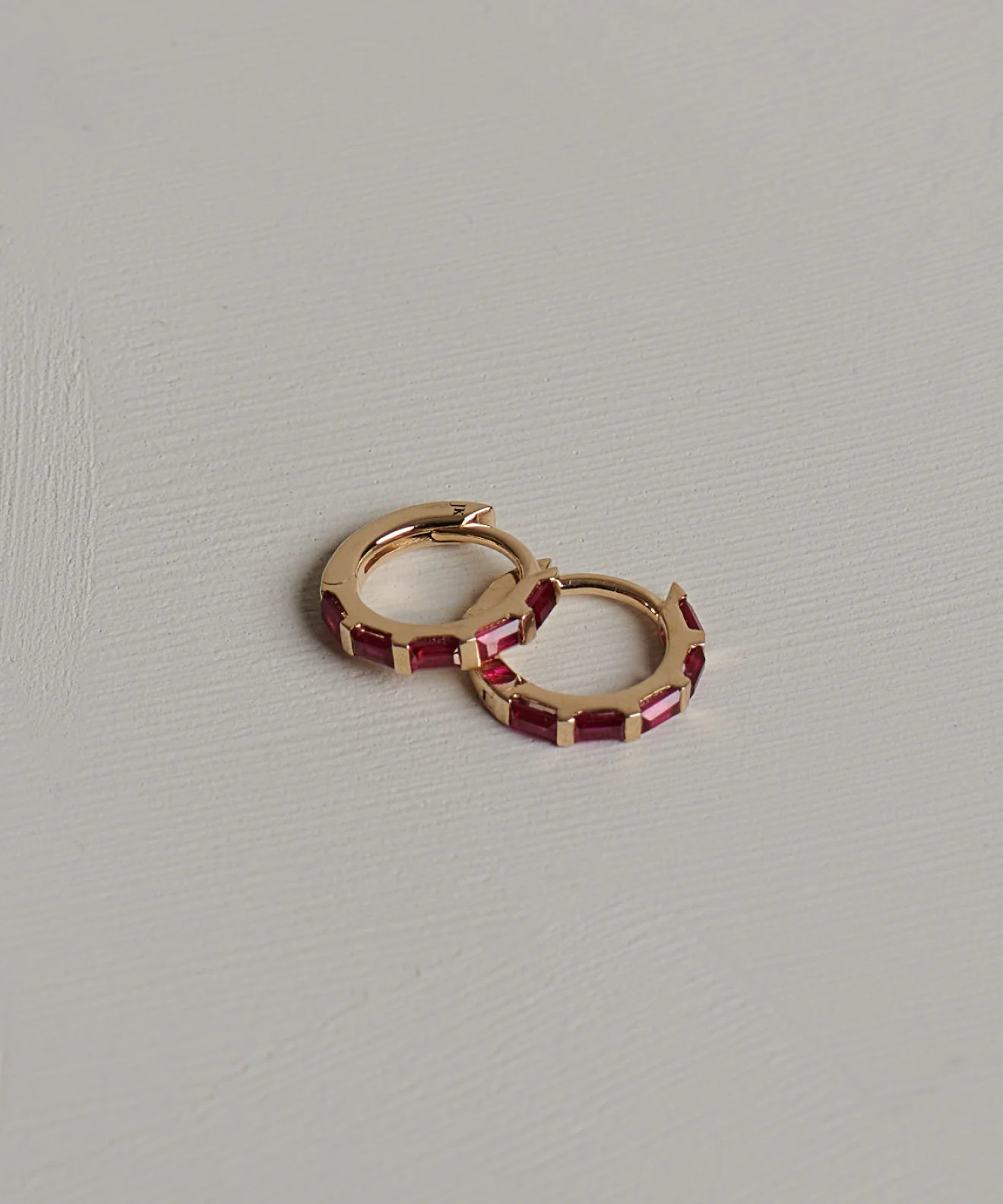 Jenni Kayne Merit Baguette Hoops | Jenni Kayne