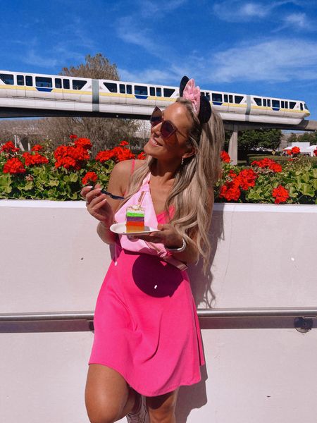 Spring Disney outfits 

#LTKFind #LTKtravel #LTKSeasonal
