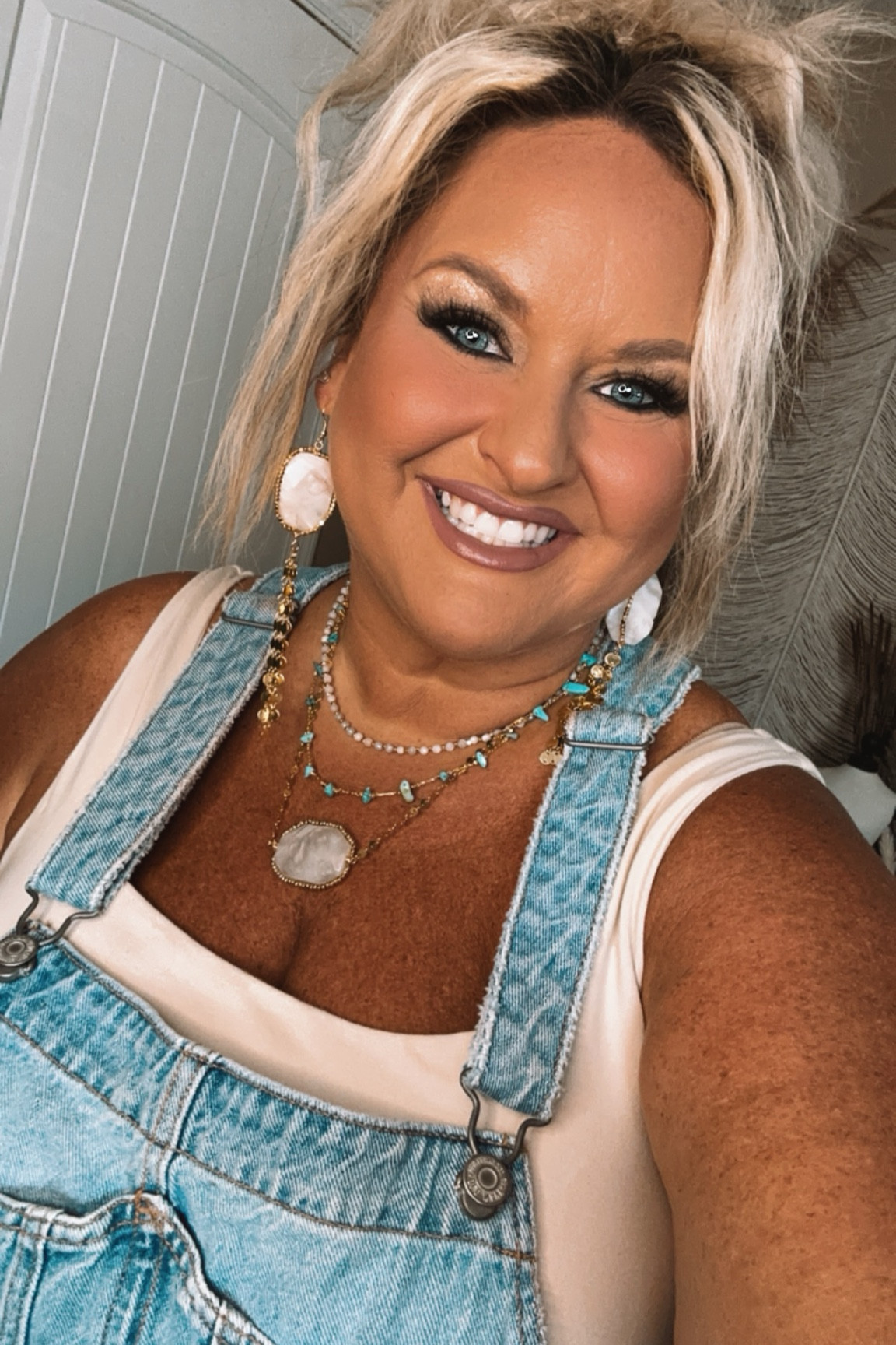 These overalls were a year or so ago from Old Navy but I did find some similar! I sized up for a looser fit and cut them for the raw edge  

#LTKStyleTip #LTKMidsize