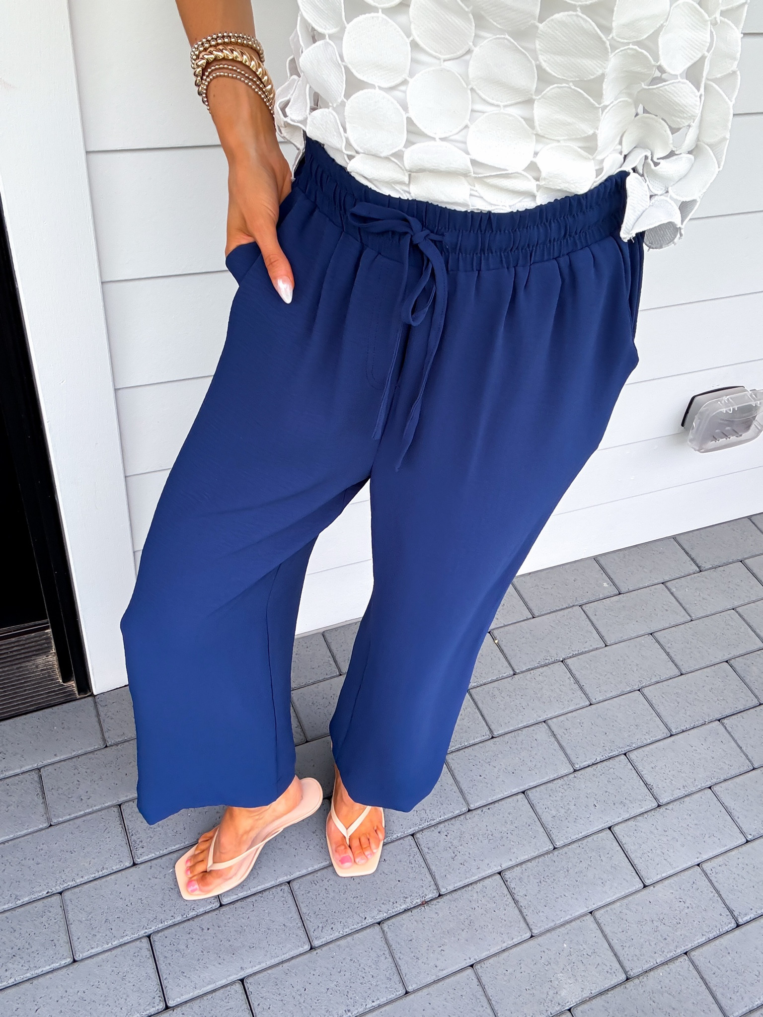 Wearing xsmall pants and small top

#LTKmomlife #LTKMothersDay #LTKgrwm