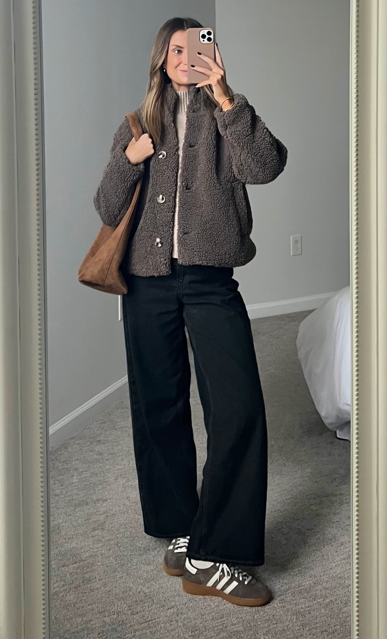 Black Friday shopping outfit! 

#LTKHoliday #LTKFindsUnder100 #LTKootd