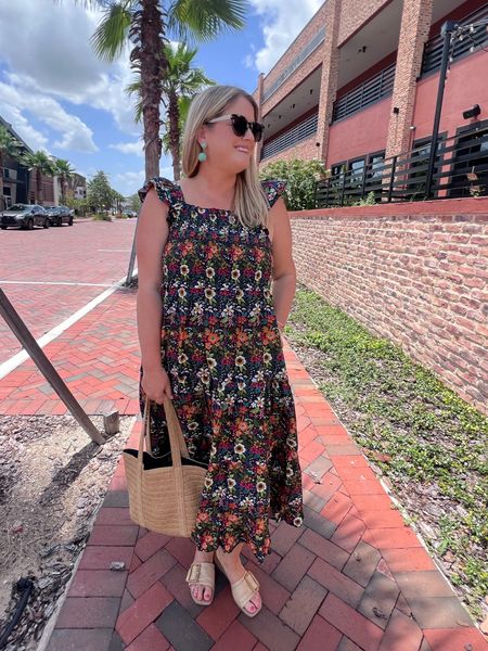 This dress from Avara is a perfect summer to fall piece! Love the smocked top, use code MEGANA15 


Summer dress, fall dress , Avara 

#LTKstyletip #LTKcurves
