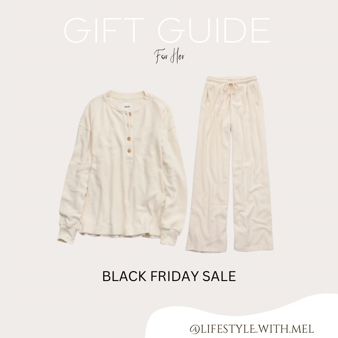 The perfect gift set for her!! So soft and cozy

#LTKHoliday #LTKCyberWeek #LTKGiftGuide