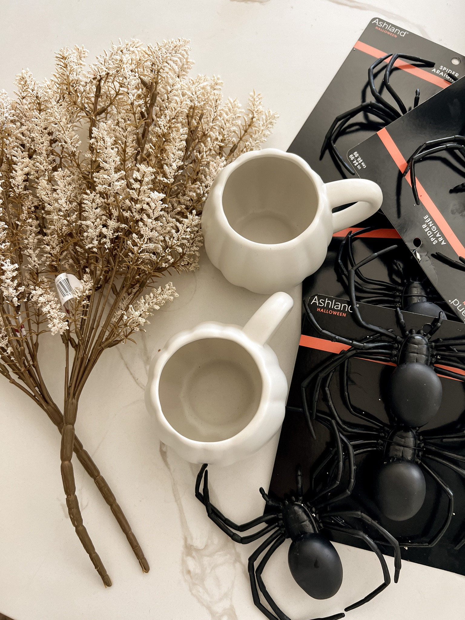 Fall & Halloween finds 

xo, Sandroxxie by Sandra
www.sandroxxie.com | #sandroxxie


#LTKSeasonal #LTKunder50 #LTKhome