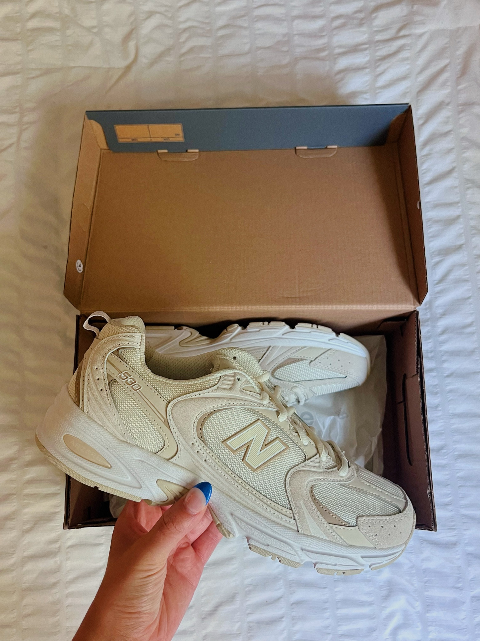 new gym sneakers 🎧💫😚