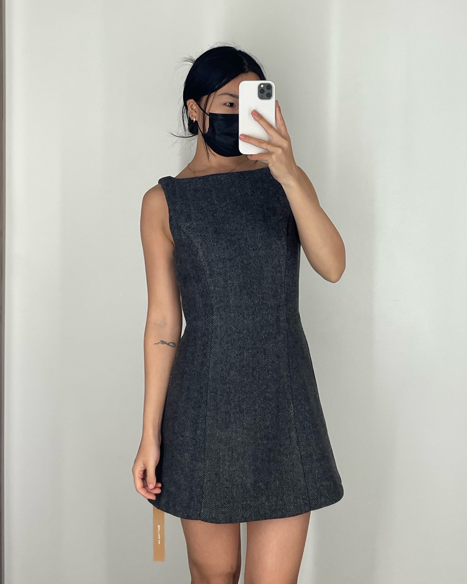 Reformation Willene Dress (Charcoal) Size 2 | Dressing Room Try On

#LTKworkwear #LTKstyletip #LTKCyberWeek