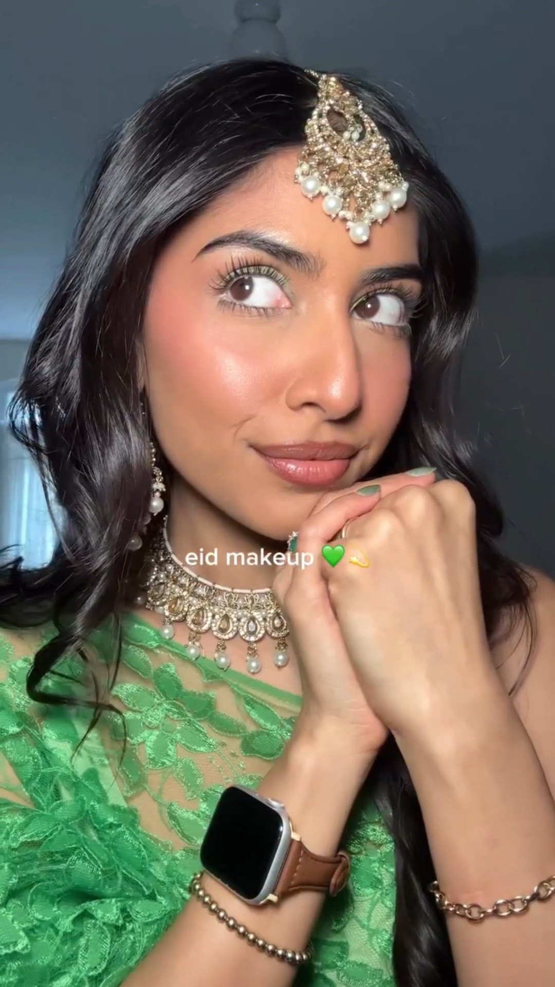a little green moment for Eid 🤍

@narsissist @esteelaudercanada @fentyskin @rimmellondon @milkmakeup @maccosmeticscanada @maccosmetics @colourpopcosmetics @revlon @guccibeauty @annabellecosmetics @yslbeauty @rarebeauty 
.
.
.
#eid #eidmakeup #eidoutfit #saree #desi