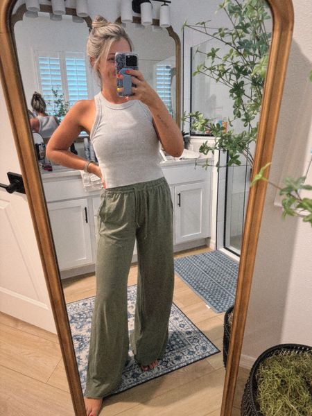 Comfies at home today 🥰 size XS pants - they run big. Size down. They are AMAZING!!!!! Size M tank - the best summer staple!!! / medium sports bra 