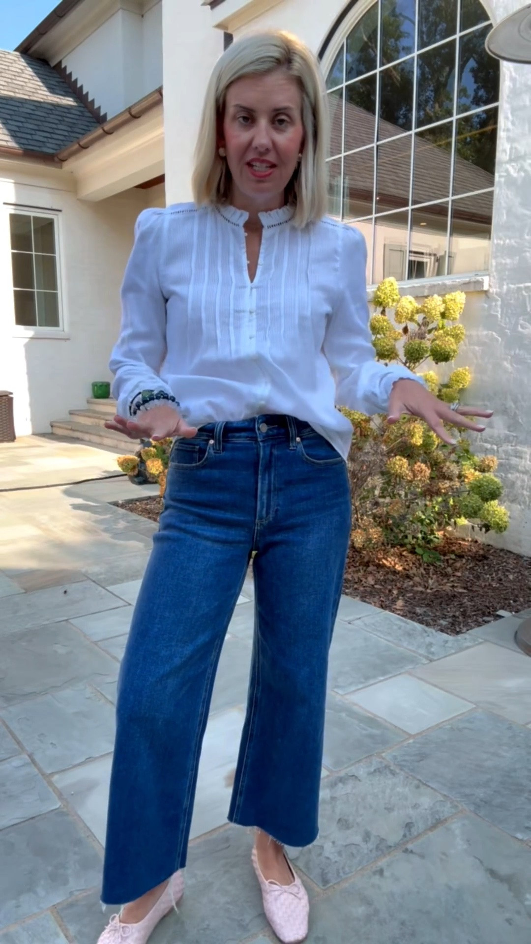 Top - xs 
Jeans - 26P
Flats - 7 ( sized 1 down) 

* code Catherine20 at Allie + Bess

#LTKdayinmylife #LTKmomlife #LTKootd