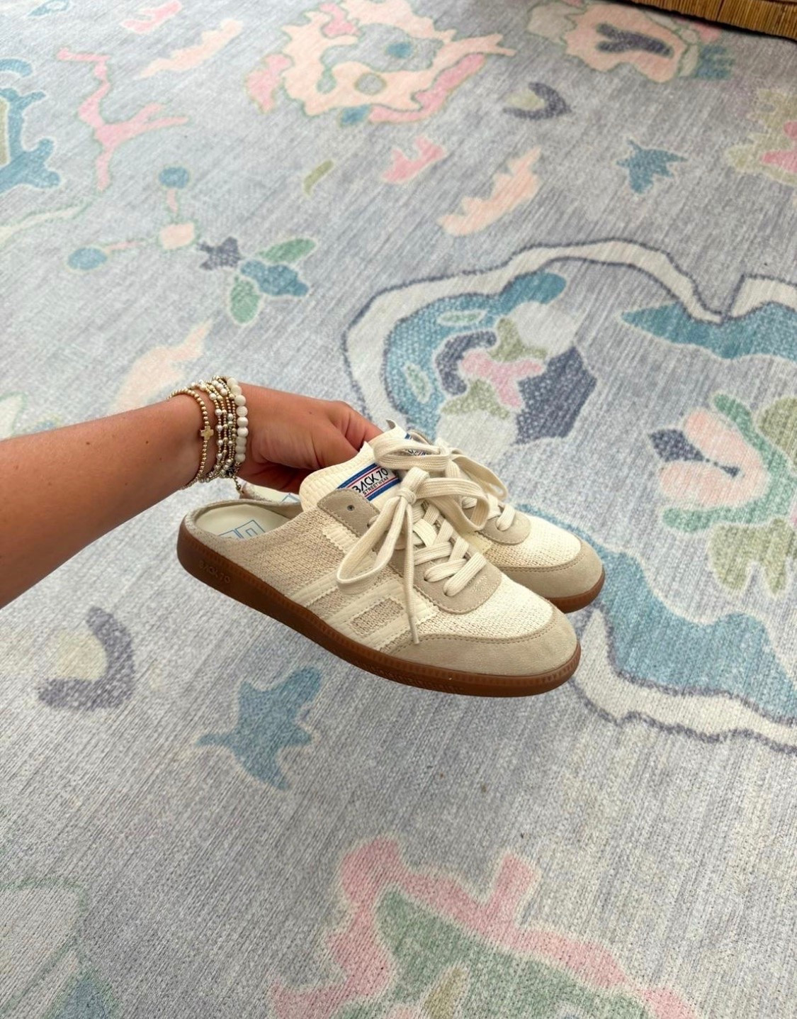 My favorite closed toe shoes that are easy to slide on! Perfect for when you are running out the door!

#LTKootd