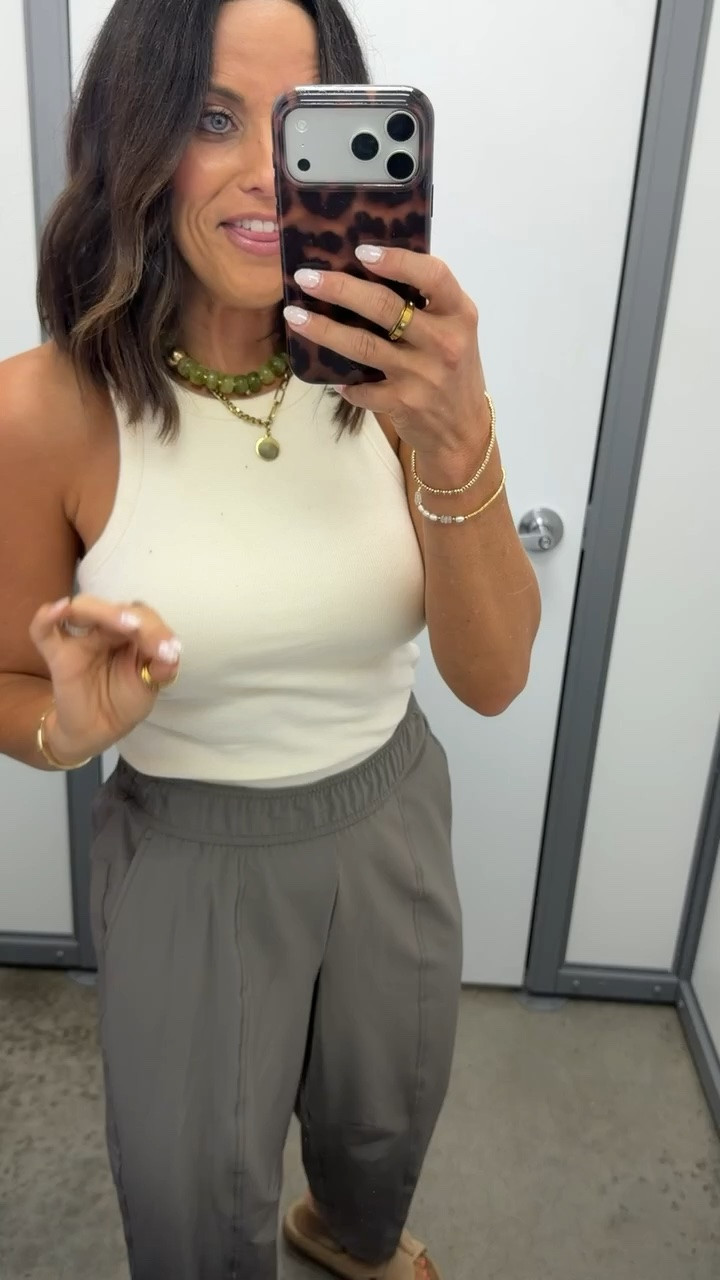 these athletic pants are everything! gives MAJOR lulu vibes

@Walmart 

#WalmartFinds #WalmartFashion #WalmartStyle #AffordableFashion #NeutralOutfit #LTKCreator