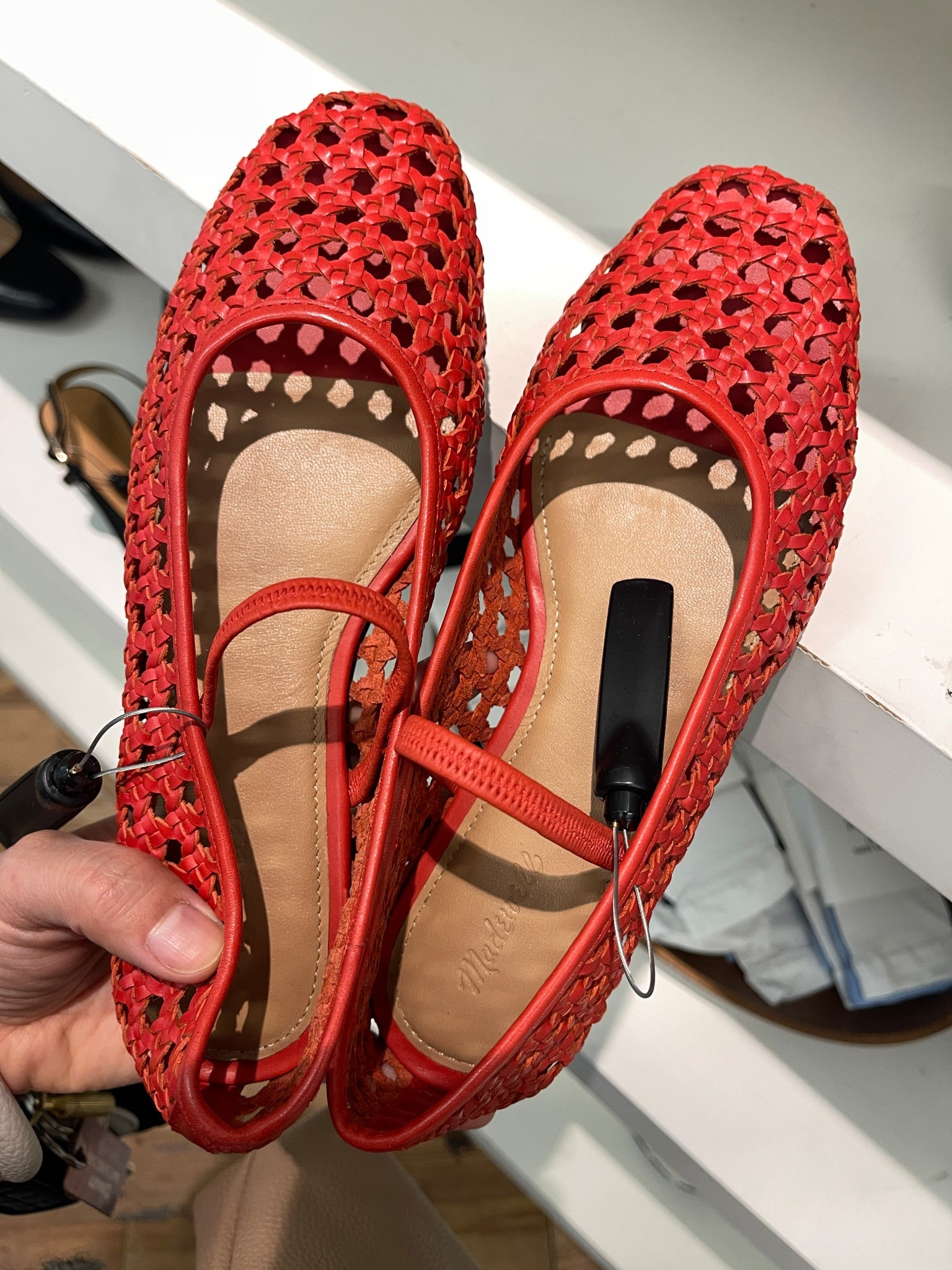 Madewell Greta flats


#LTKShoeCrush #LTKFindsUnder100 #LTKSaleAlert