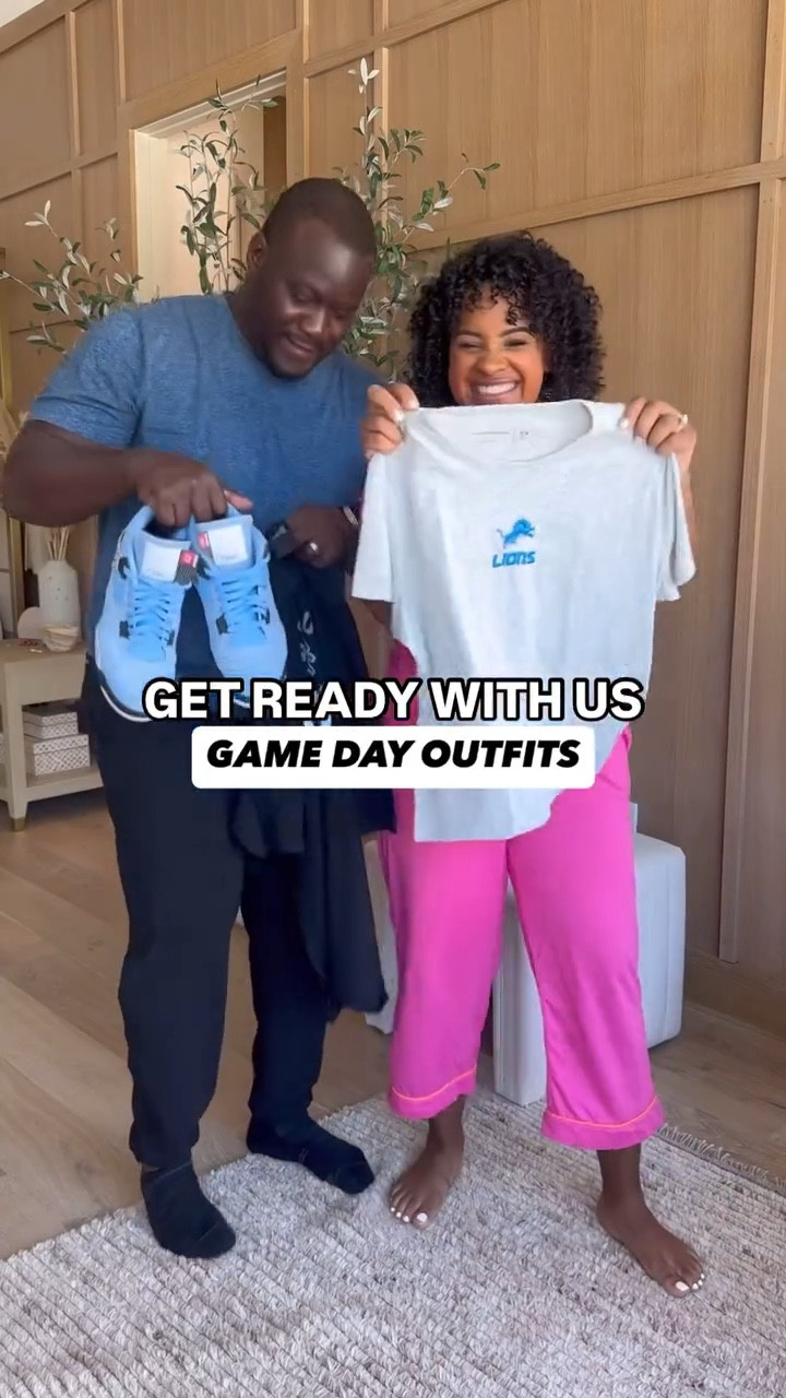 Lions game day outfits! Use code SOFTAF for 15% off out Abercrombie tees. 

#LTKSeasonal #LTKFamily #LTKStyleTip