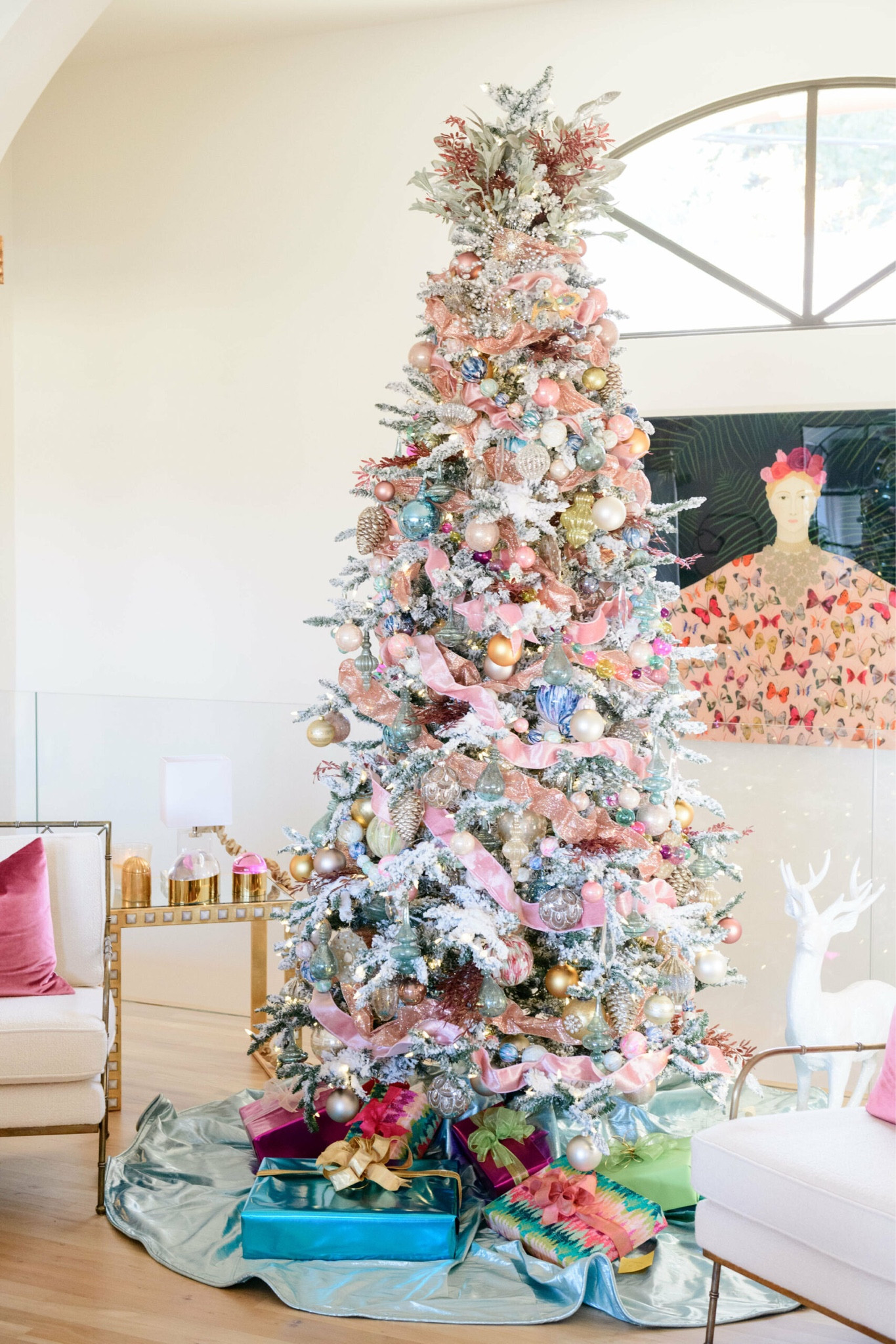 Family Room Tree | Holiday Home

Pink  green  blue  Christmas tree  pink decor  blue decor  Christmas decor  Christmas  tree looks 

#LTKGiftGuide #LTKHoliday #LTKSeasonal