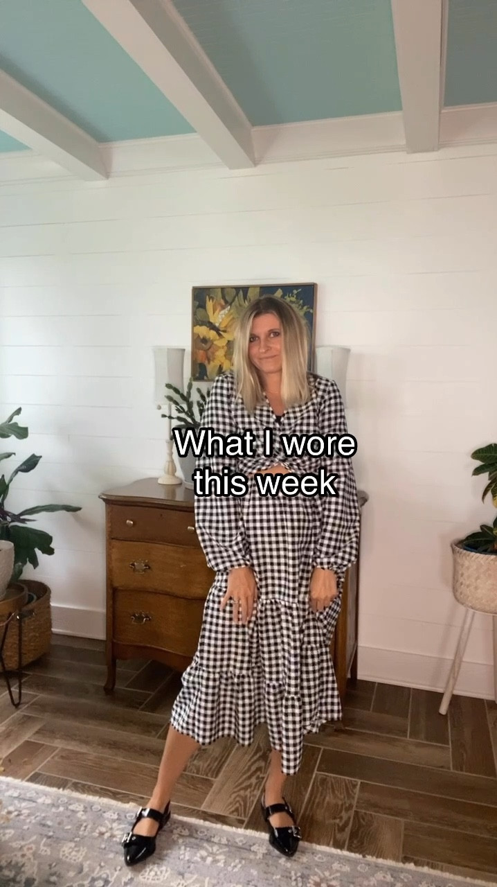 I sure did wear the same vest and cardigan twice in one week 💁🏼‍♀️

#LTKSeasonal #LTKFallSale #LTKHalloween