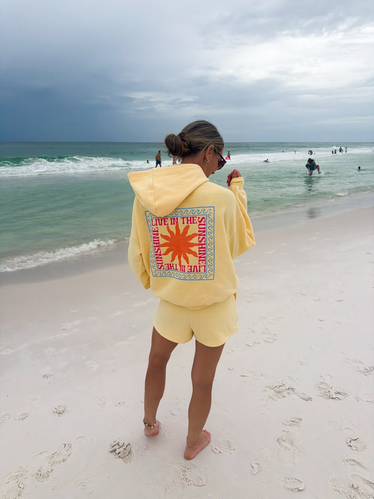 Hoodie COLLECTION is now live! Use code TORI for 25% off☀️

#LTKootd #LTKgrwm #LTKSeasonal