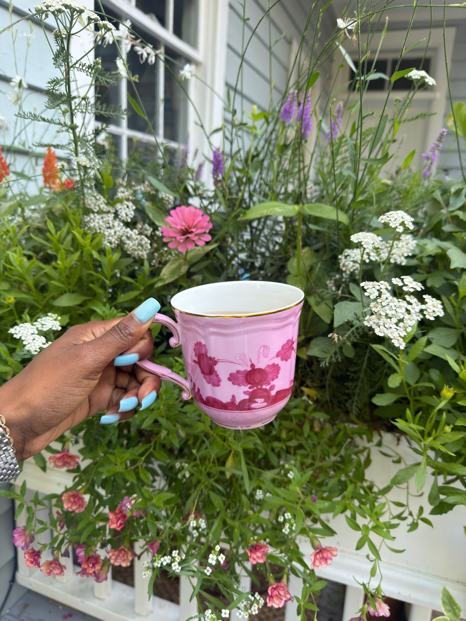 Coffee cup of my dreams 🌻