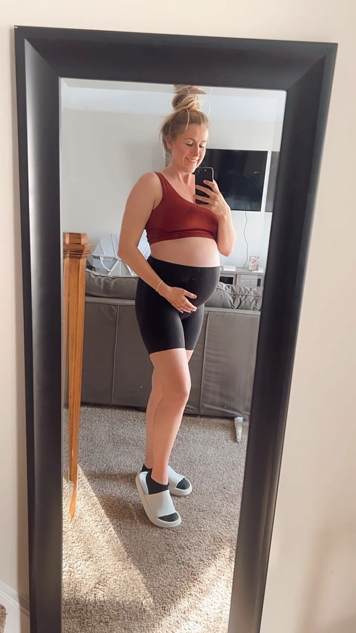 One of my fave pregnancy looks is crop tops w/ biker shorts or leggings!! Soo darn comfy, & cute to show off the bump 😍

(By month 8, I was only wearing Kiziks & slides lolll. Slides linked are on sale!!)

#LTKVideo #LTKbump #LTKstyletip