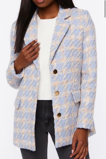 In love with this blazer for workwear!! I’d switch out the buttons to elevate the look 🤍 From Forever21, on sale for under $50!! 

#LTKworkwear #LTKunder50 #LTKFind