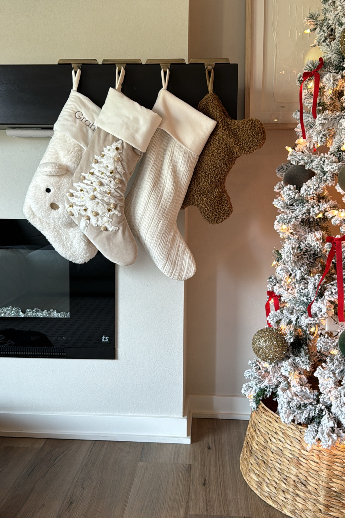 Stockings ❤️🧸

#LTKHome #LTKFamily #LTKHoliday