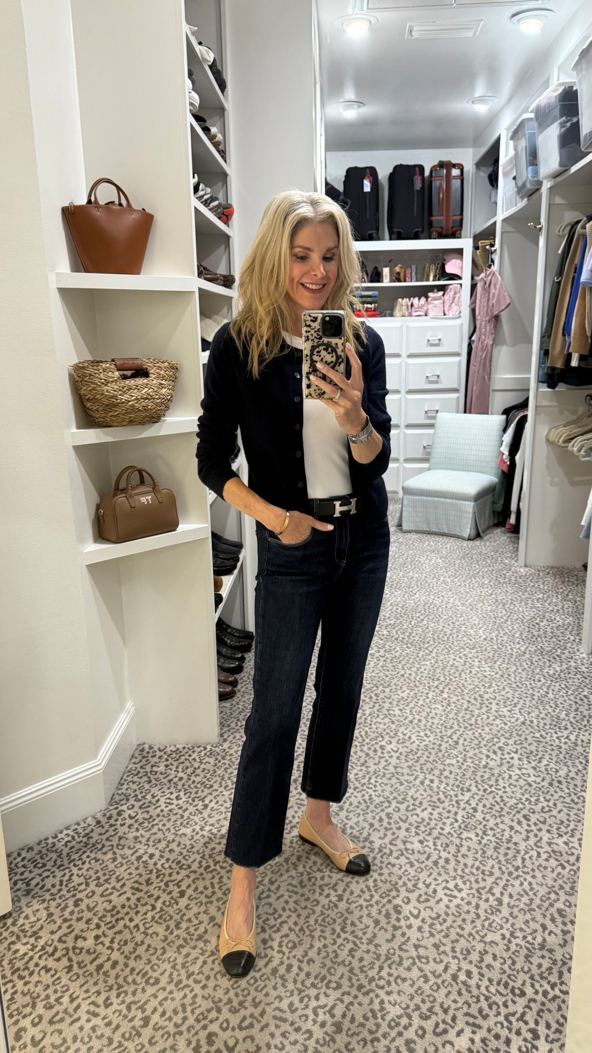 Casual combo for movie night 
Jeans fit TTS, tee and sweater - size S


#LTKFindsUnder100 #LTKStyleTip #LTKOver40