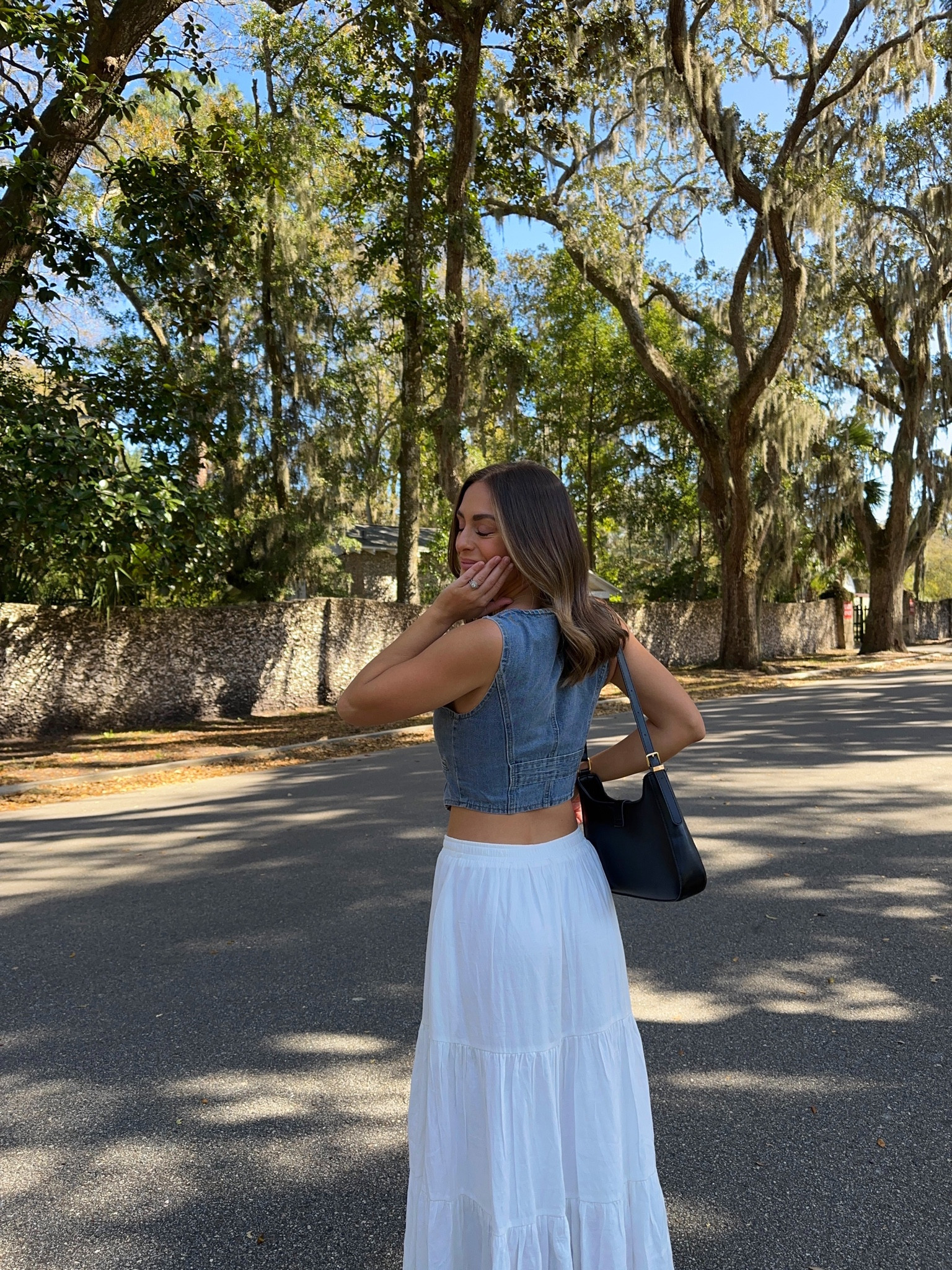 denim vest, flowy maxi skirt



#LTKfindsunder100 #LTKfindsunder50 #LTKSpringSale