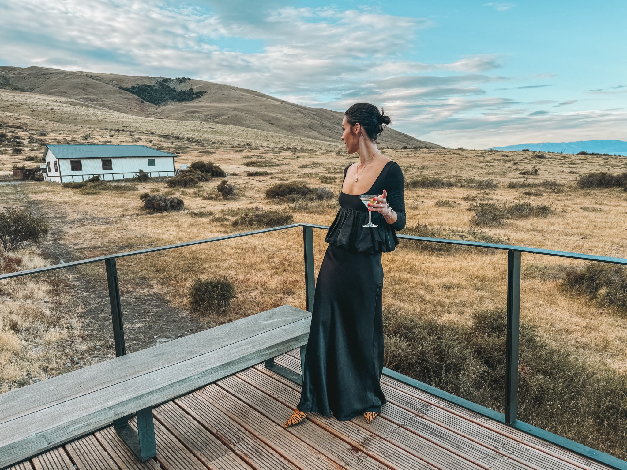 Wearing the most perfect look for one of our last nights in Patagonia. Peplum done right is too good!

#LTKstyletip