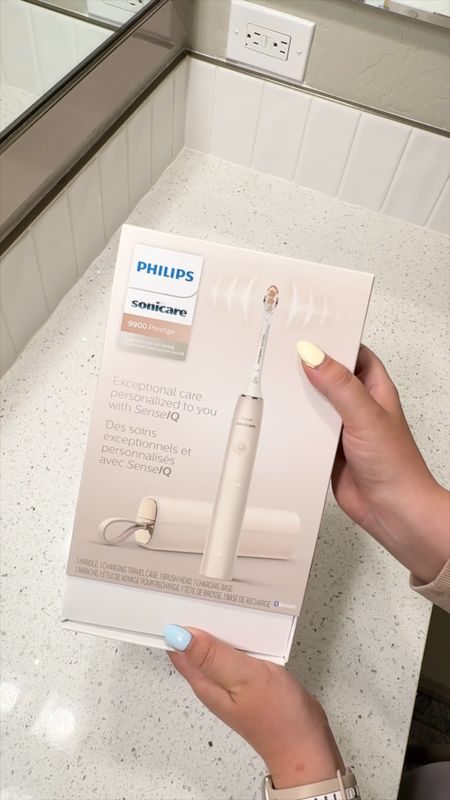 ASMR pink electric toothbrush unboxing. Phillips sonicare beige neutral pretty toothbrush 

#LTKVideo #LTKhome #LTKbeauty