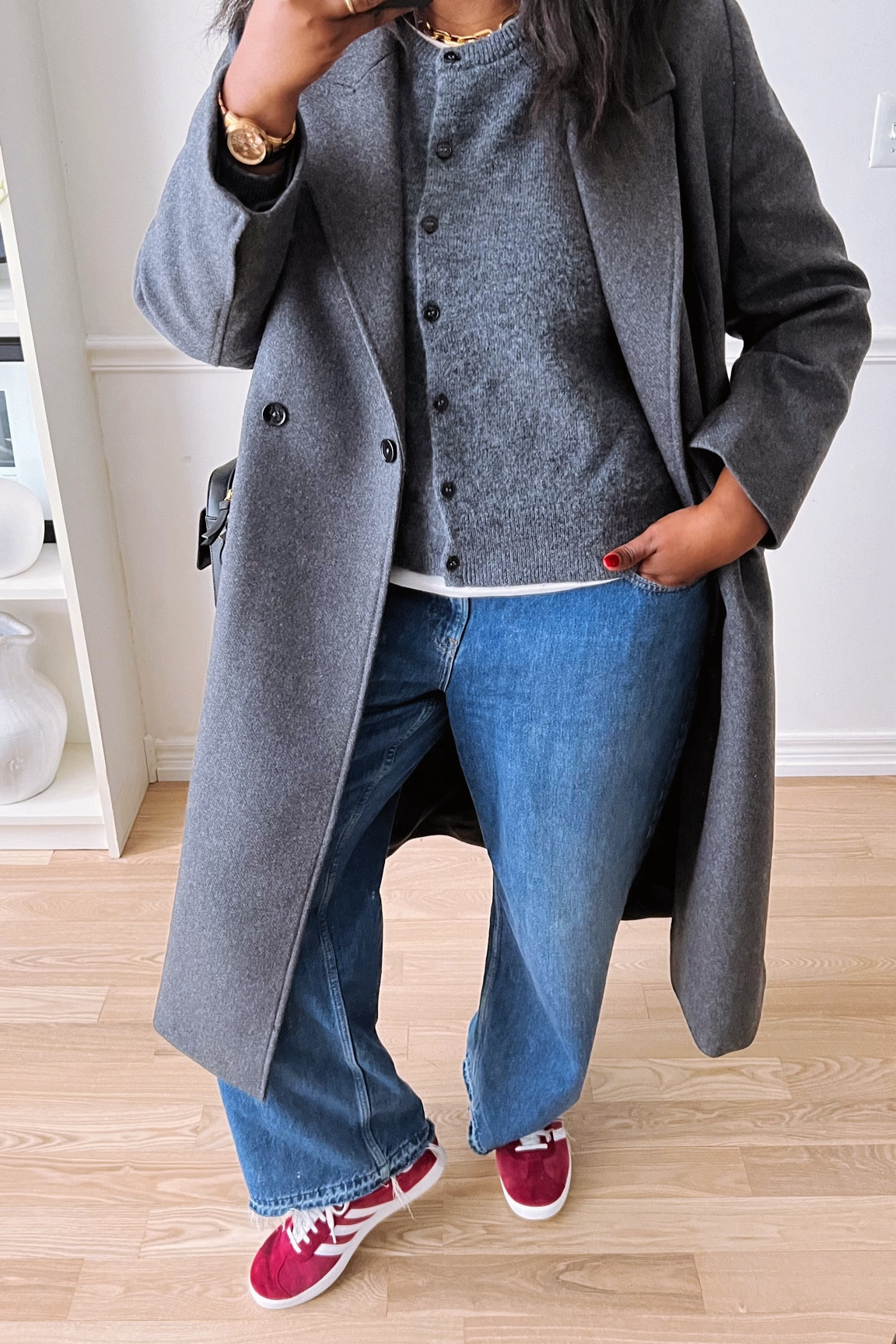 Plus size winter outfit idea,cardigan coat,cardigan, cardigan outfit,cardigan sweaters,cardigan jacket, cardigan amazon,cardigan dress, duster cardigan, oversized cardigan, long cardigan, white tee, gray coat, winter coat, adidas gazelle outfit,  red adidas gazelle adidas