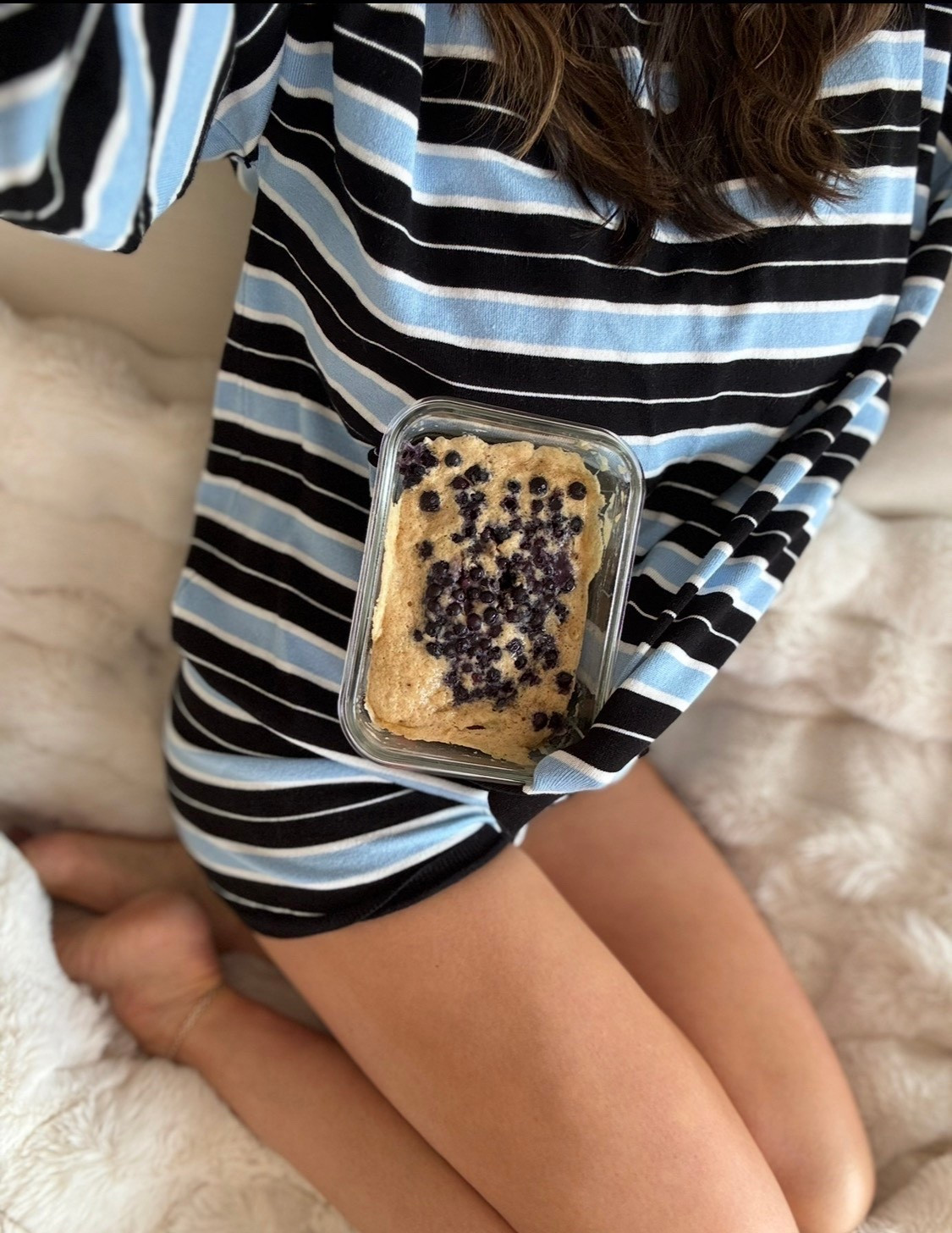 A pancake bowl is the laziest easiest protein breakfast. Mix Kodiak cakes with egg whites & banana, vanilla, baking powder. Microwave for a minute or so then decorate. This set is just as easy to thrown on too to feel put together💙 

#LTKfoodie #LTKmomlife #LTKootd