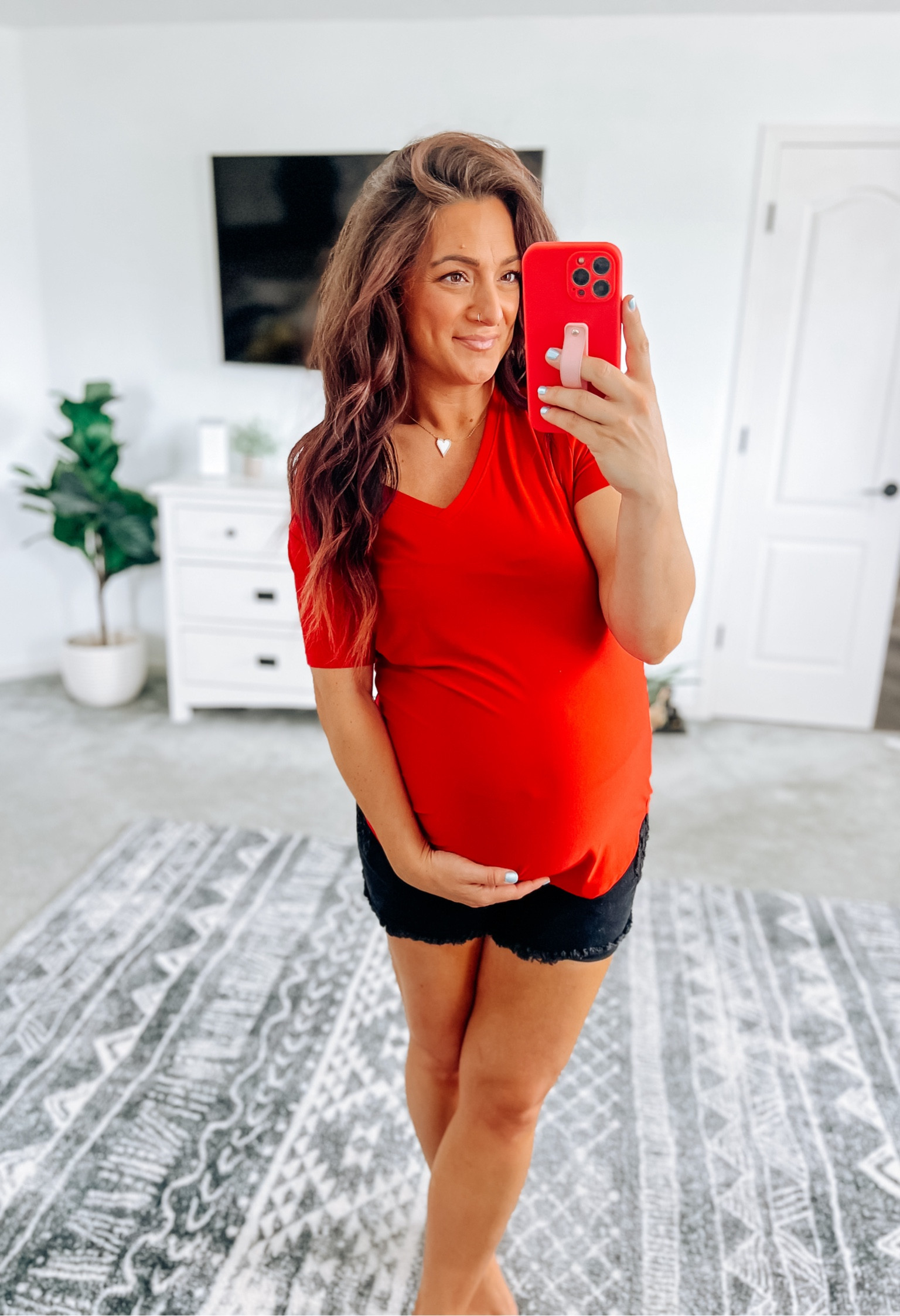 The best layering tees now work great as a non maternity bump friendly option 👌 I size up to the large & xl in these (perfect under hoodies and paired with leggings) 

#LTKBump #LTKSeasonal #LTKStyleTip