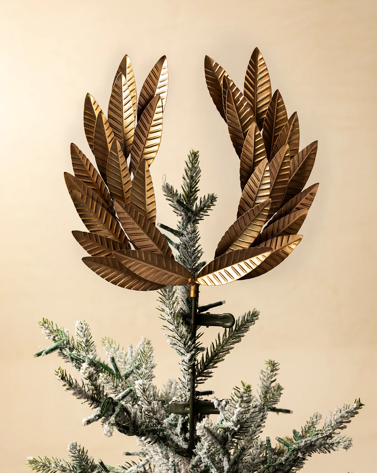 Laurel Tree Topper | McGee & Co. (US)