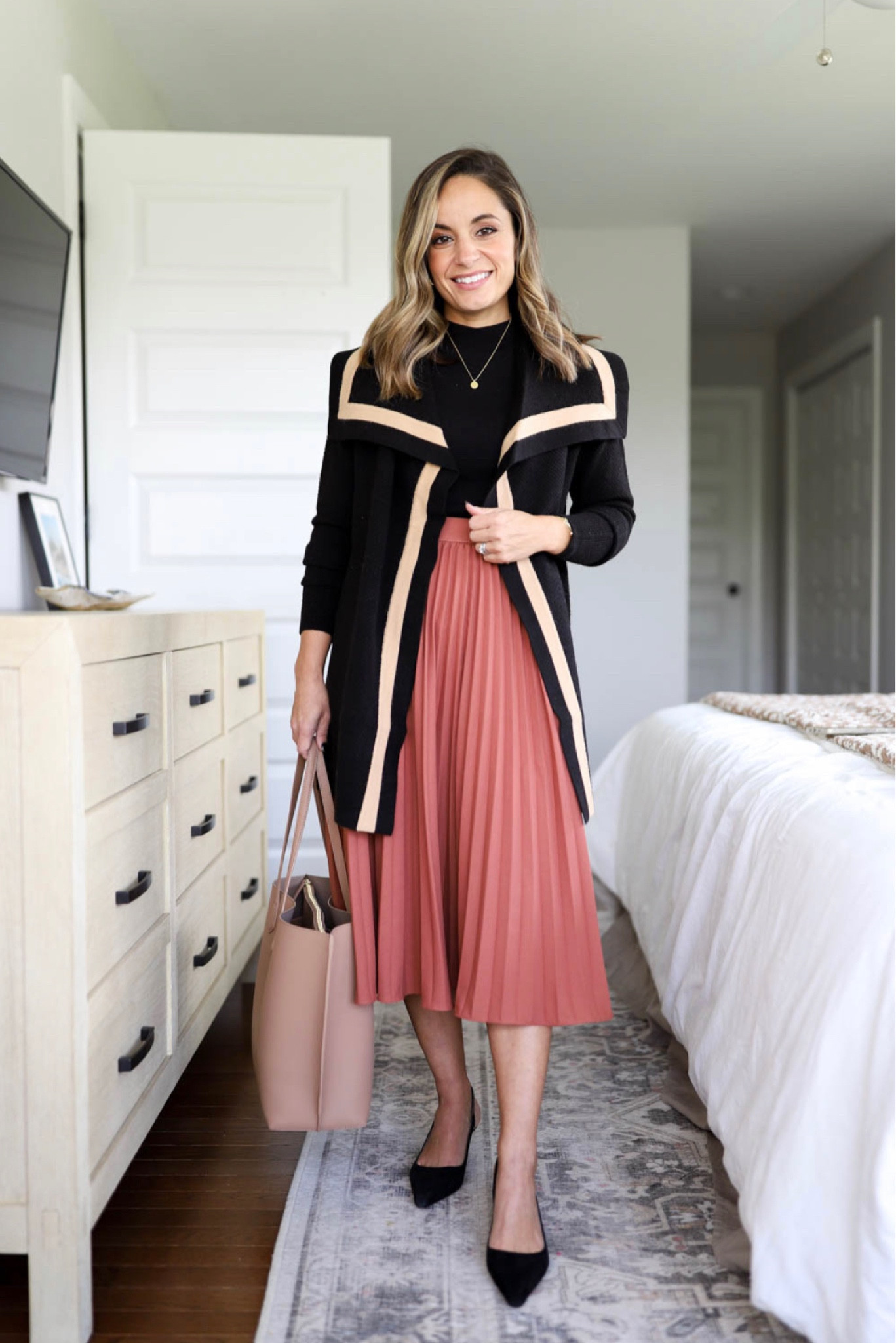 Capsule series: four ways to wear a pleated skirt 

Skirt: small in “brown” 
Cardigan: petite xxs 
Top: petite xxs 
Shoes: tts 

#LTKstyletip #LTKSeasonal