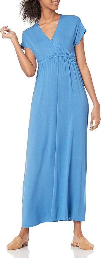 Amazon Essentials Women's Surplice Maxi Dress | Amazon (US)