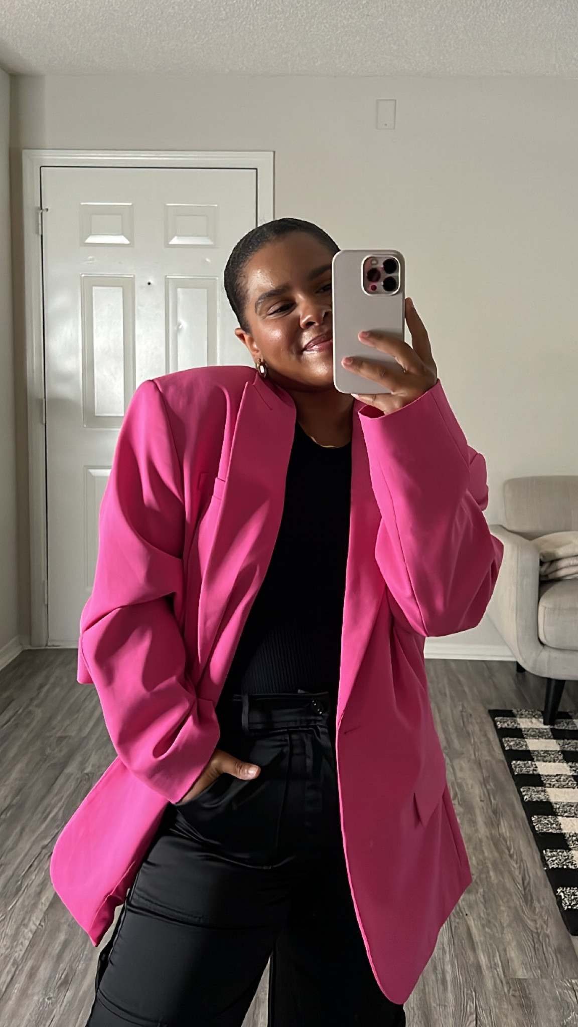 All black outfit with a pop of pink

Blazer outfit 


#LTKunder100 #LTKstyletip #LTKworkwear