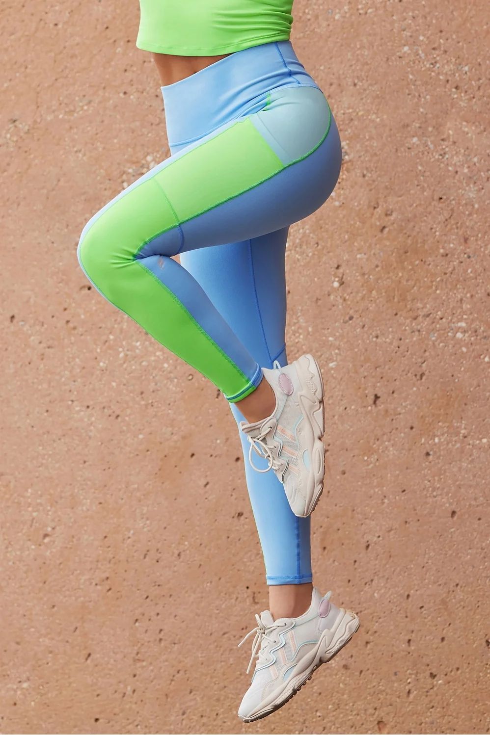On-The-Go PowerHold® High-Waisted Legging | Fabletics - North America
