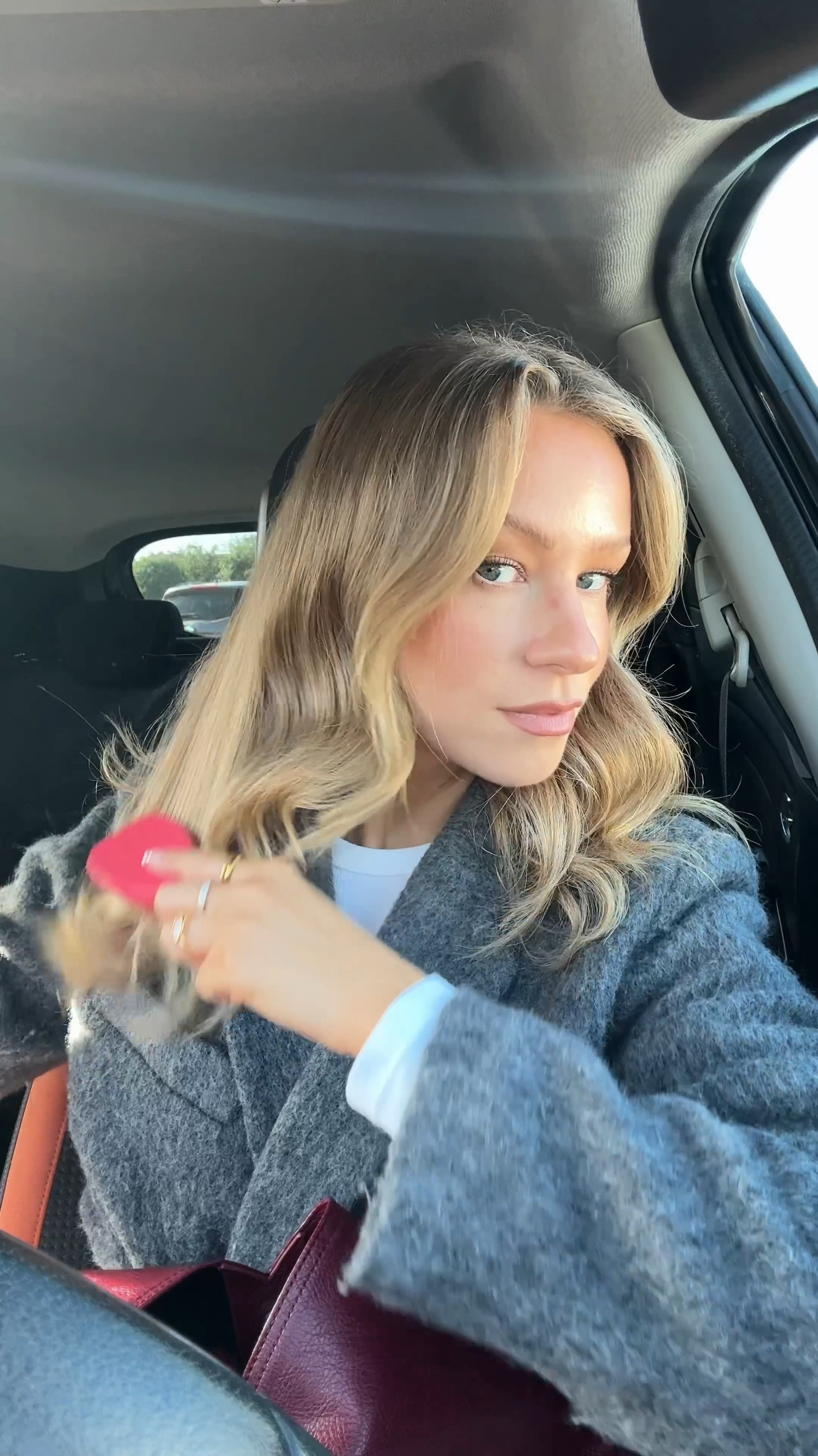 Travel touch ups
Mini tangle teezer, Charlotte tilbury airbrush flawless powder, kylie cosmetics lip liner - Saturn, tom ford lipstick - Spanish pink #LTKxBOOTS 

#LTKxBoots #LTKbeauty #LTKuk