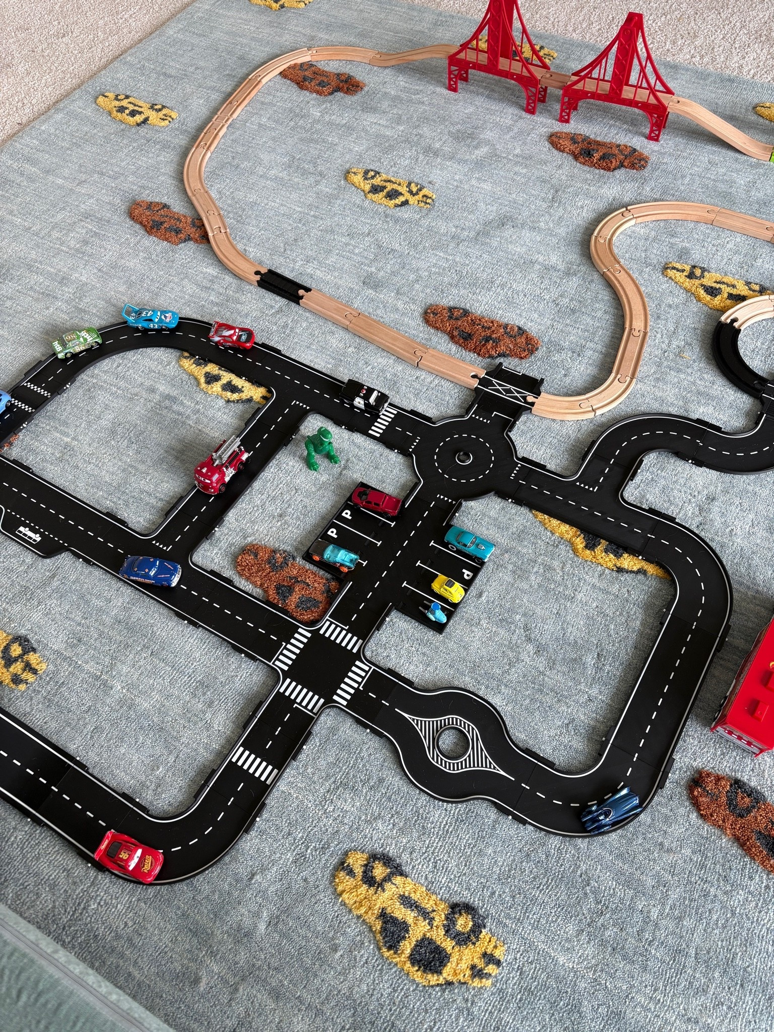 Racetrack with train track adapter! I got the Urban 26 piece with the adapter 

Racetrack click in place too!

#LTKmomlife #LTKKids