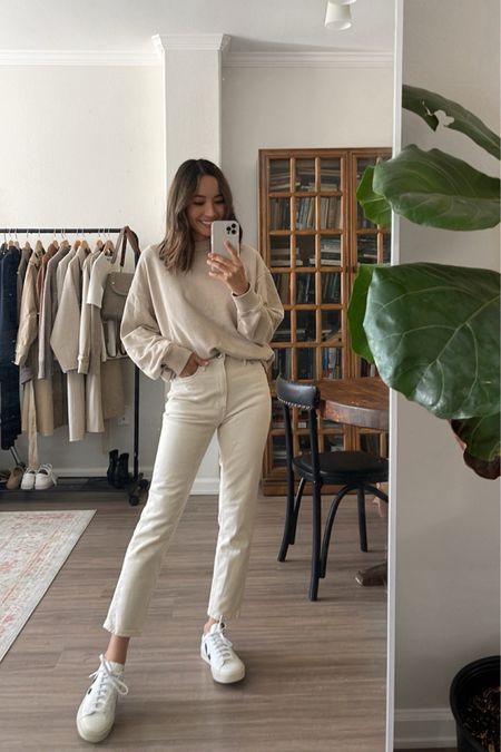Casual chic spring outfit 

Old Levi’s sweater - linked similar 
Everlane original cheeky jeans ecru tts 25 ankle - limited sizes available/i think it’s being phased out, linked similar recs, size down in madewell
White sneakers

#LTKSeasonal #LTKstyletip