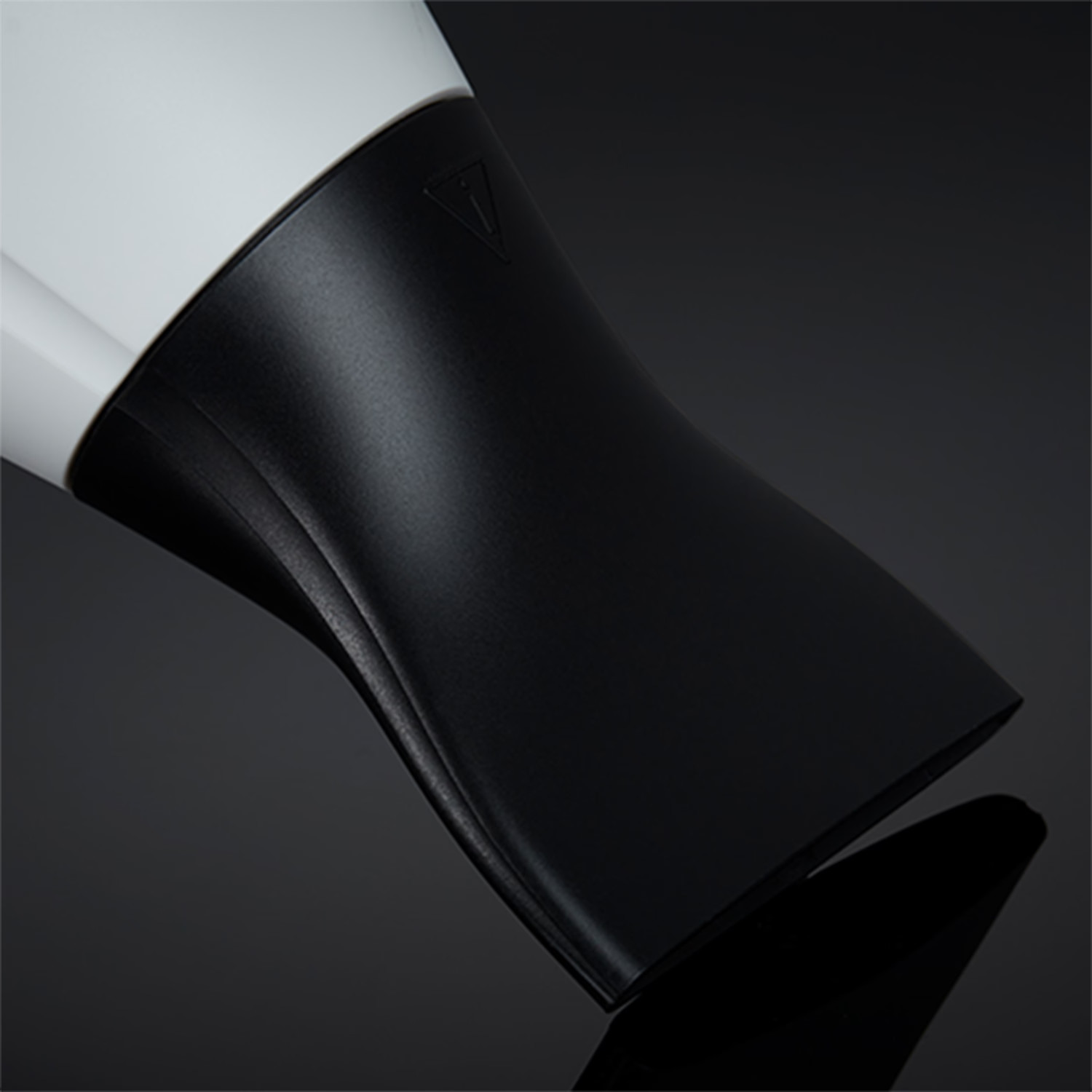 HELIOS™ 1875W ADVANCED PROFESSIONAL HAIR DRYER | ghd (US)