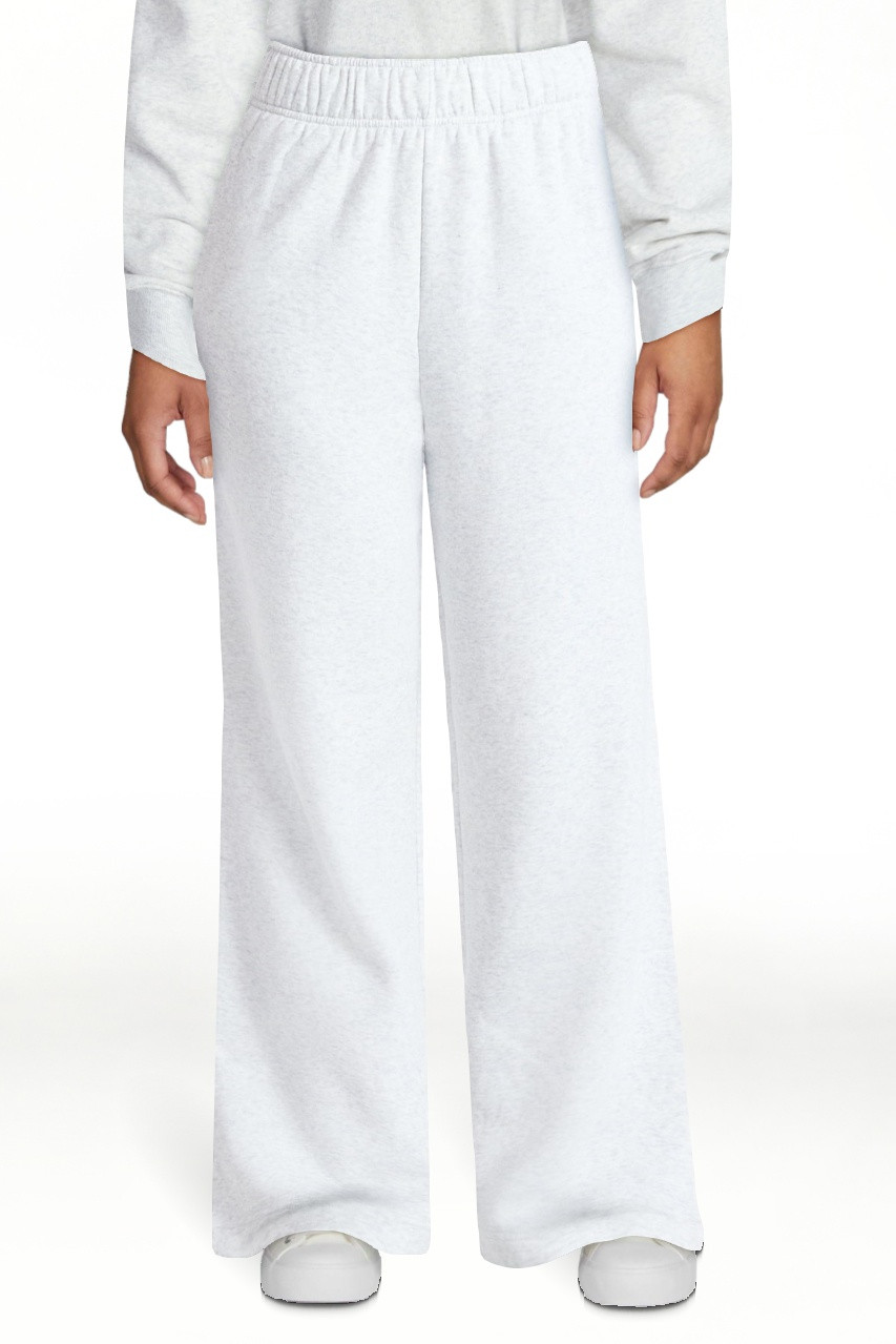 No Boundaries Wide Leg Fleece Pant, 28", 30", 32" Inseams, Women's and Women's Plus XXS-4X | Walmart (US)