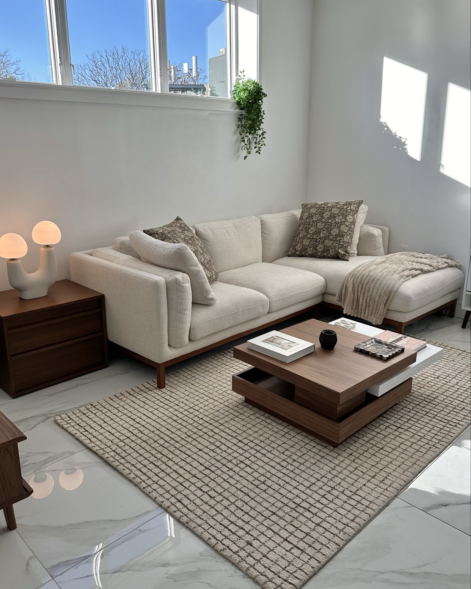 My living room in my New York apartment! I love it so much 🥹

#LTKHome