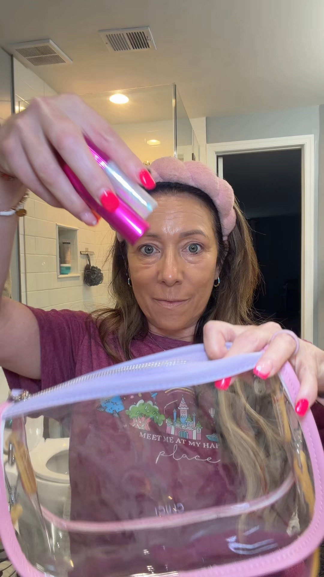 The Haute Minute travel size makeup products are perfect when you want to pack lighter but still have everything you need. They may be small, but the quality and payoff are seriously impressive. #hauteminute
#travelsizemakeup
#travelbeauty
#over50beauty
#makeupmusthaves

#LTKmorningroutine #LTKselfcare