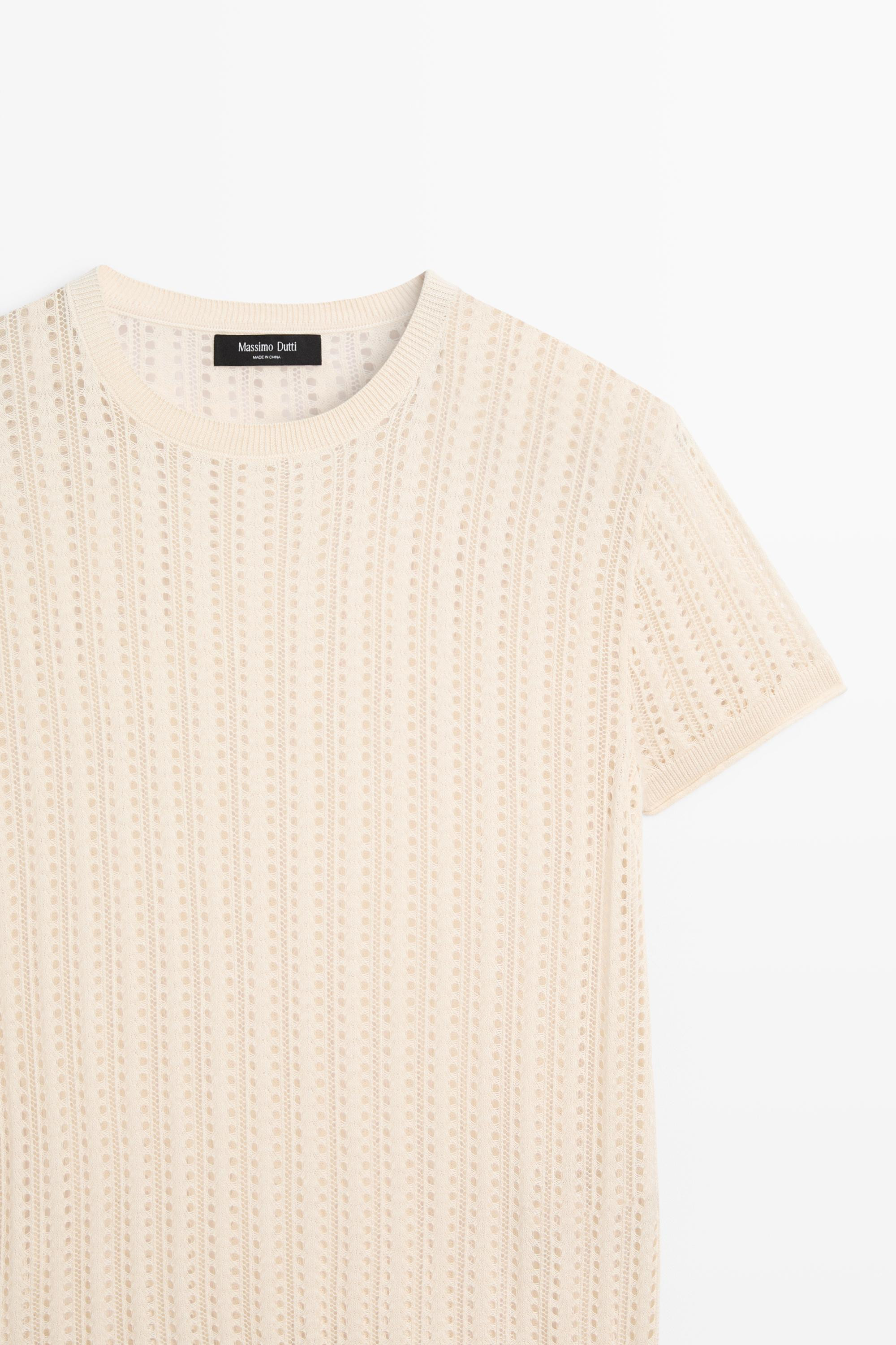 Top mit lockerem Strickmuster und kurzen Ärmeln | Massimo Dutti DE